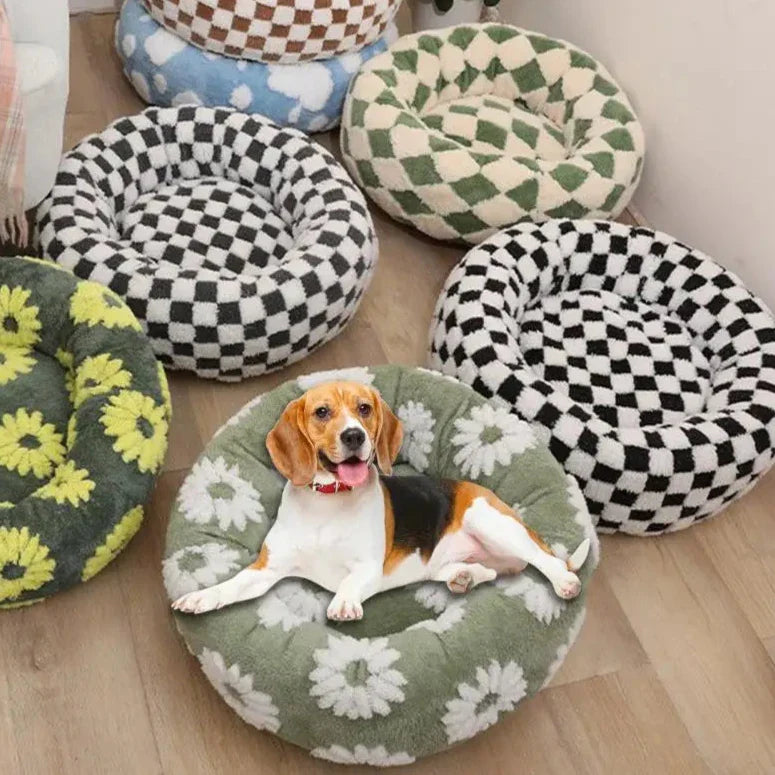 Quality Round Donut Dog Bed – Anxiety Calming Plush Bed with Anti-Slip for Small Dogs & Cats